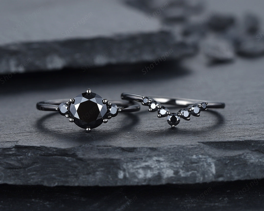 Vintage Black Gold Round Cut Moissanite Engagement Ring, Rhodium Black Moissanite Wedding Set, Unique Dark Bridal Set, Black Promise Ring - ShainJewelry