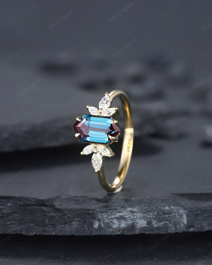Vintage Long Hexagon Alexandrite Engagement Ring, Unique 14K Gold Cluster Alexandrite Wedding Ring, Marquise Moissanite Promise Ring Gift - ShainJewelry