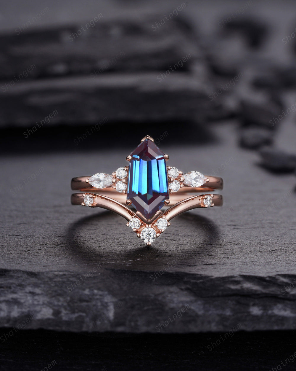 Unique Shield Alexandrite and Diamond Ring, Rose Gold Hexagon Alexandrite Bridal Set, Shield Promise Wedding Anniversary Ring Gift for her - ShainJewelry