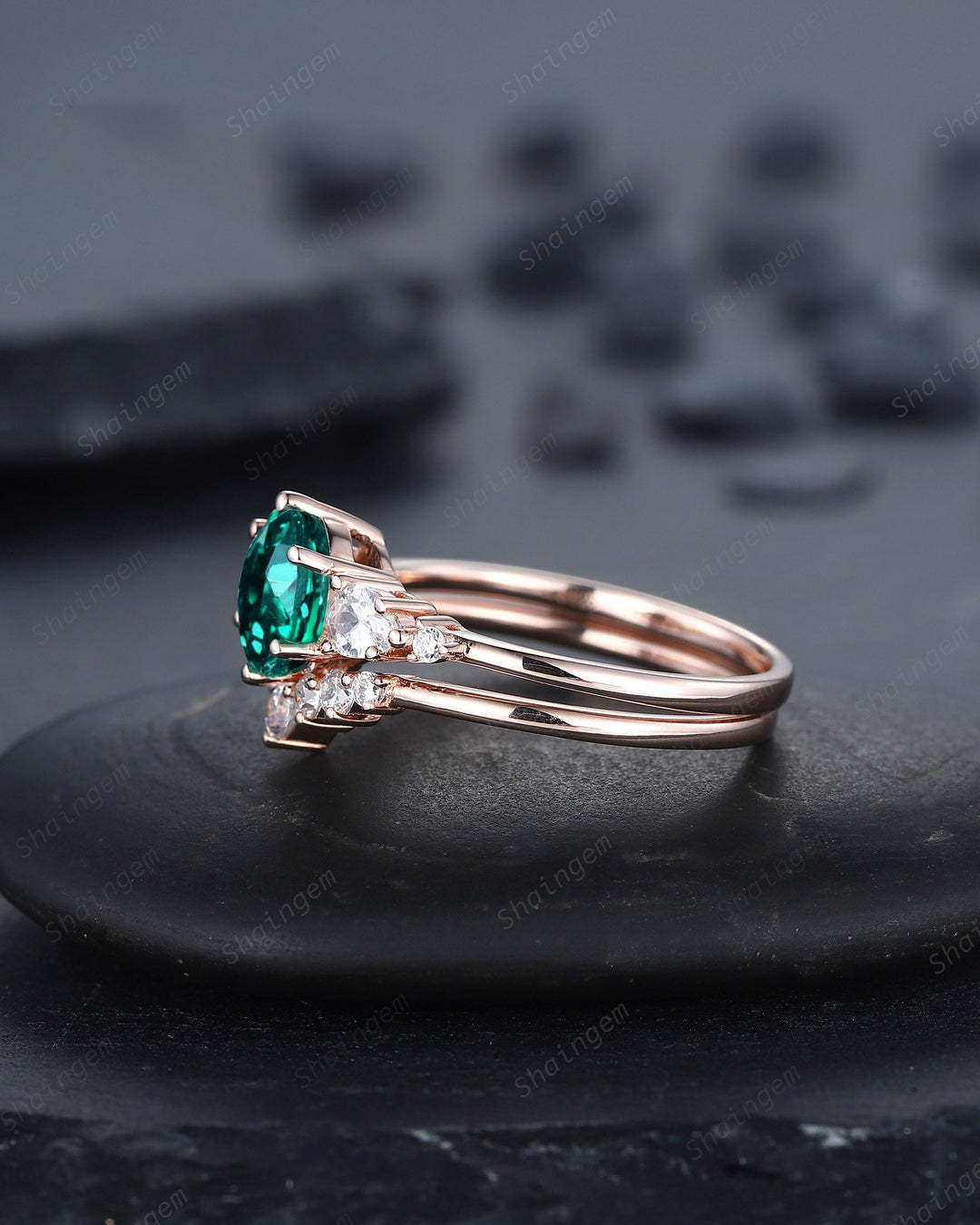 Vintage Round Shape Emerald Engagement Ring Set, 14K Rose Gold May Birthstone Wedding Promise Ring, Emerald Bridal Set Anniversary Gift - ShainJewelry