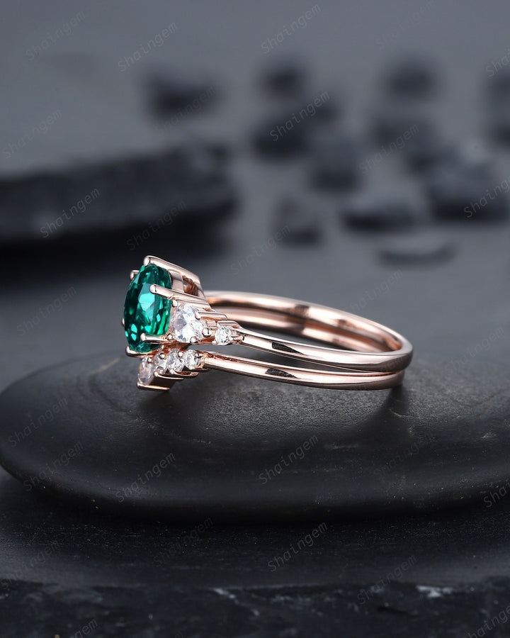 Vintage Round Shape Emerald Engagement Ring Set, 14K Rose Gold May Birthstone Wedding Promise Ring, Emerald Bridal Set Anniversary Gift - ShainJewelry