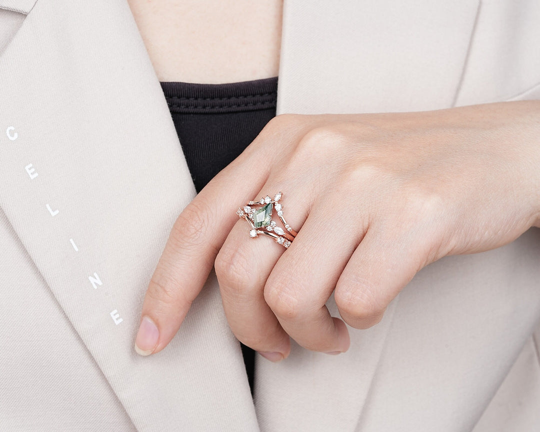 3PCS Vintage Kite Cut Moss Agate Engagement Ring Set, Unique V Shape 14K Rose Gold Promise Ring, Agate Bridal Set Wedding Ring Gift for her - ShainJewelry