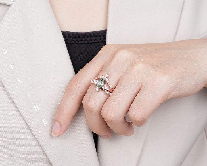 3PCS Vintage Kite Cut Moss Agate Engagement Ring Set, Unique V Shape 14K Rose Gold Promise Ring, Agate Bridal Set Wedding Ring Gift for her - ShainJewelry