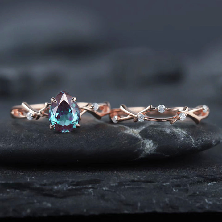 Vintage Pear Cut Alexandrite Diamond Engagement Ring Set 14K Rose Gold Moissanite Branch Twisted Promise Wedding Rings Bridal Set For Women - ShainJewelry