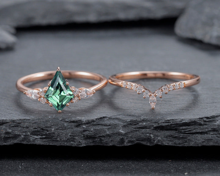Vintage Kite Cut Teal Sapphire Moissanite Engagement Ring Set Unique 14K Rose Gold Anniversary Promise Wedding Ring Set Bridal Set for Women - ShainJewelry