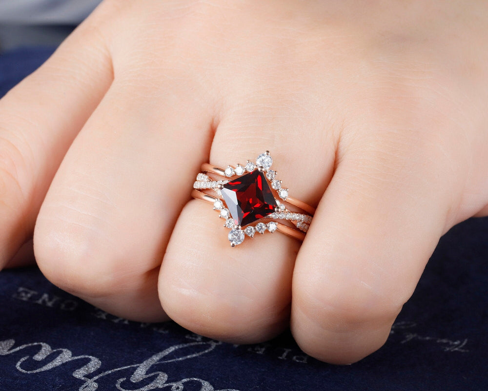 Unique Natural Princess Cut Red Garnet Engagement Ring Set, Vintage Twist Band Halo Wedding Ring 14K Rose Gold Promise Ring for her Women - ShainJewelry