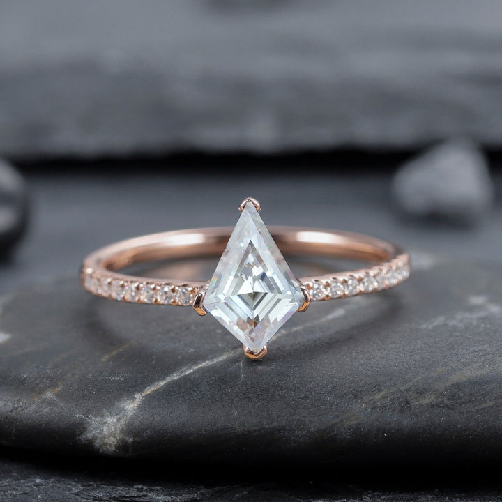 Vintage Kite Cut Moissanite Bridal Set, Unique V Shape Half Eternity Moissanite Wedding Set, 14K Rose Gold Promise Engagement Ring Set - ShainJewelry