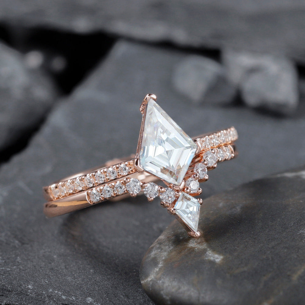 Vintage Kite Cut Moissanite Bridal Set, Unique V Shape Half Eternity Moissanite Wedding Set, 14K Rose Gold Promise Engagement Ring Set - ShainJewelry