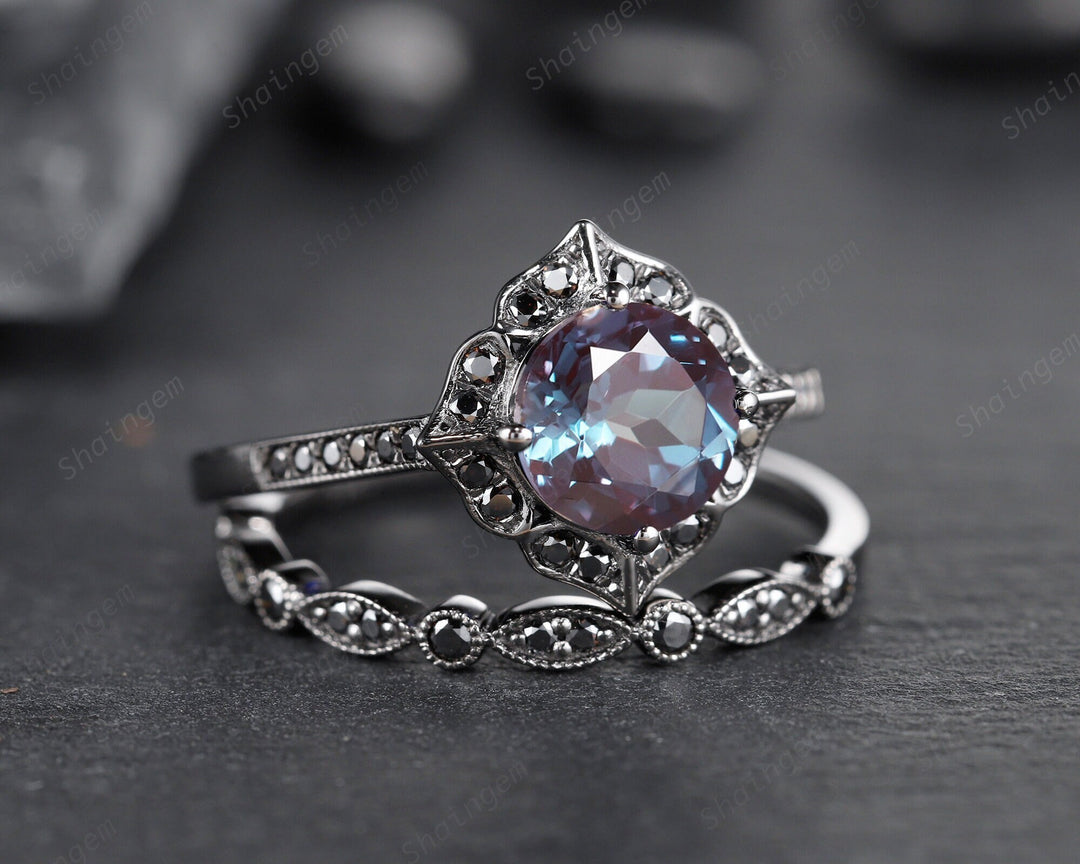 Vintage Round Alexandrite Floral Halo Engagement Ring Set, Unique Black Gold Alexandrite Promise Ring Set, Black Diamond Bridal Set Gift - ShainJewelry