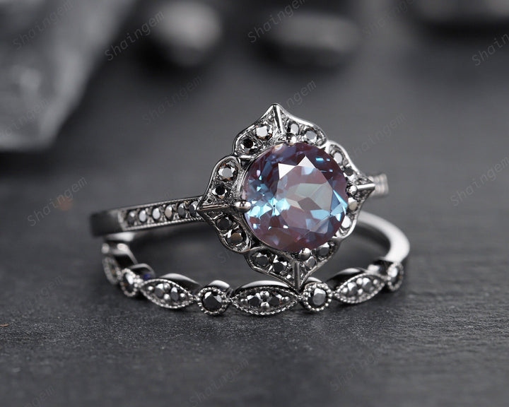 Vintage Round Alexandrite Floral Halo Engagement Ring Set, Unique Black Gold Alexandrite Promise Ring Set, Black Diamond Bridal Set Gift - ShainJewelry