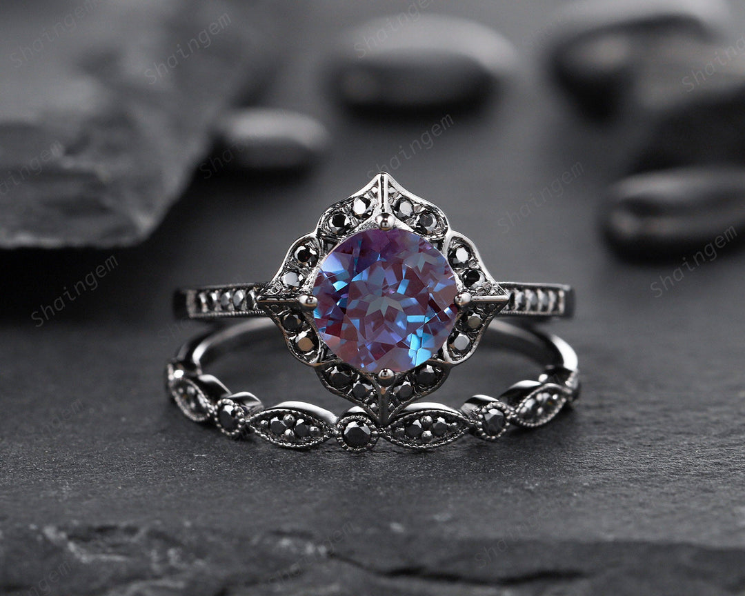 Vintage Round Alexandrite Floral Halo Engagement Ring Set, Unique Black Gold Alexandrite Promise Ring Set, Black Diamond Bridal Set Gift - ShainJewelry
