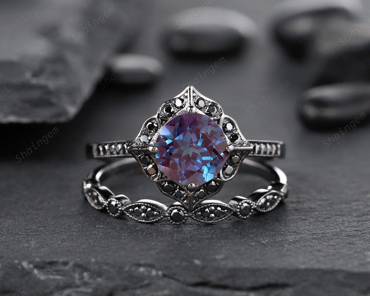 Vintage Round Alexandrite Floral Halo Engagement Ring Set, Unique Black Gold Alexandrite Promise Ring Set, Black Diamond Bridal Set Gift - ShainJewelry