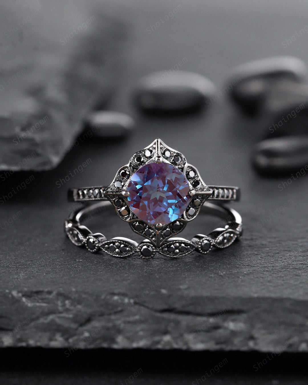 Vintage Round Alexandrite Floral Halo Engagement Ring Set, Unique Black Gold Alexandrite Promise Ring Set, Black Diamond Bridal Set Gift - ShainJewelry