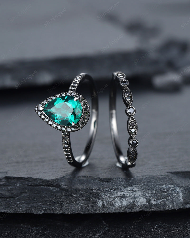 Vintage Pear Emerald Halo Engagement Ring Set, Black Gold Emerald Promise Ring Set, Rhodium Black Moissanite Bridal Set, Black Wedding Ring - ShainJewelry