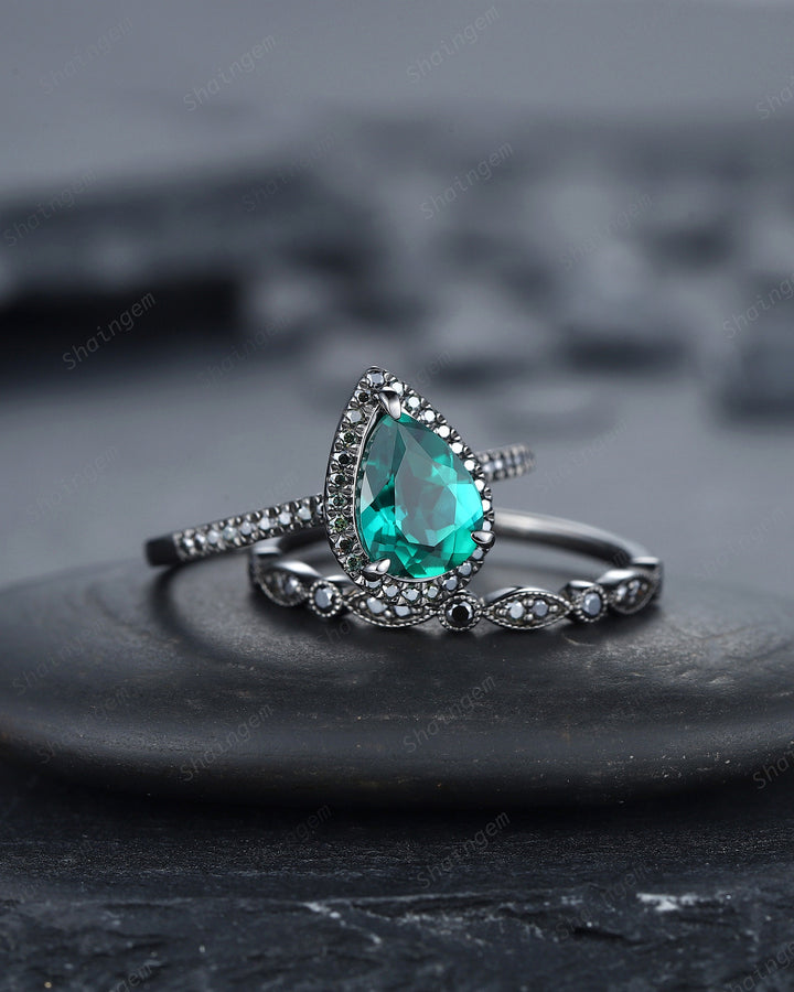 Vintage Pear Emerald Halo Engagement Ring Set, Black Gold Emerald Promise Ring Set, Rhodium Black Moissanite Bridal Set, Black Wedding Ring - ShainJewelry