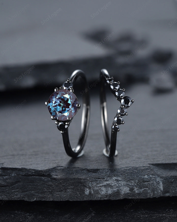 Vintage Black Gold Round Cut Alexandrite Engagement Ring Set Rhodium Black Moissanite Wedding Set Unique Dark Bridal Set, Black Promise Ring - ShainJewelry