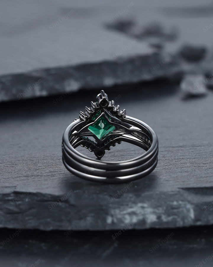 3PCS Vintage Princess Emerald Black Engagement Ring Set, Gothic Green Emerald Bridal Set, Rhodium Black Wedding Set, Black Gold Promise Ring - ShainJewelry