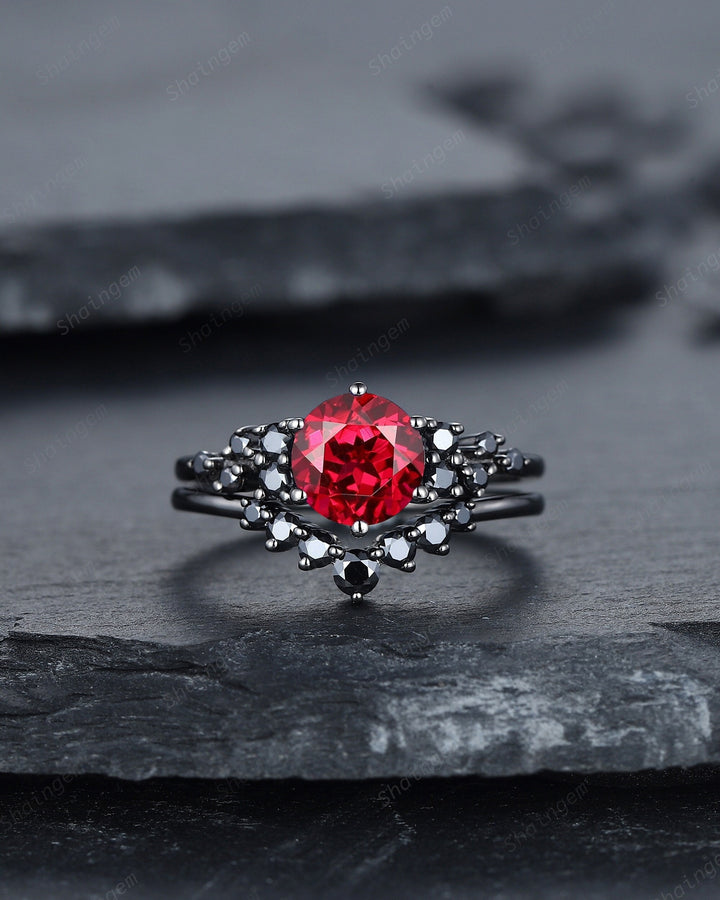 Vintage Black Gold Round Shape Ruby Engagement Ring, Rhodium Black Moissanite Ruby Wedding Set, Unique Dark Bridal Set, Black Promise Ring - ShainJewelry