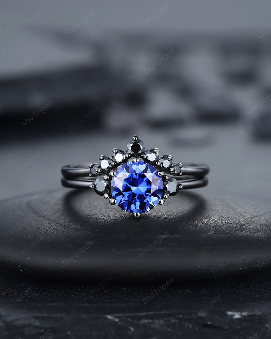 Vintage Black Gold Round Cornflower Blue Sapphire Engagement Ring, Blue Sapphire Wedding Set, Unique Dark Bridal Set, Black Promise Ring - ShainJewelry