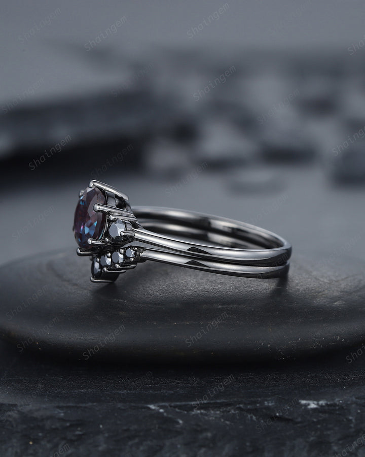 Vintage Black Gold Round Cut Alexandrite Engagement Ring Set Rhodium Black Moissanite Wedding Set Unique Dark Bridal Set, Black Promise Ring - ShainJewelry