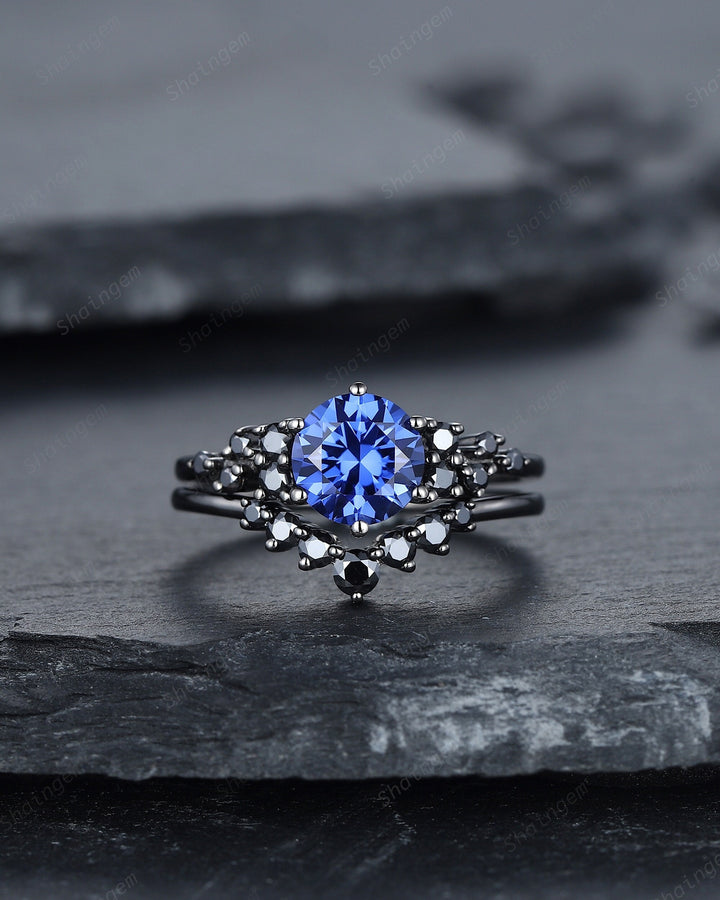 Vintage Black Gold Round Cornflower Blue Sapphire Engagement Ring, Blue Sapphire Wedding Set, Unique Dark Bridal Set, Black Promise Ring - ShainJewelry