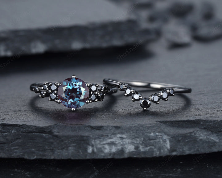 Vintage Black Gold Round Cut Alexandrite Engagement Ring, Rhodium Black Alexandrite Wedding Ring Set, Gothic Bridal Set, Black Promise Ring - ShainJewelry