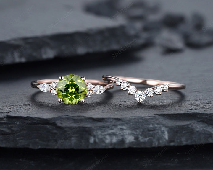Vintage Round Peridot and Moissanite Engagement Ring Set, Unique Rose Gold Peridot Promise Ring, Peridot Bridal Set Anniversary Ring Gift - ShainJewelry