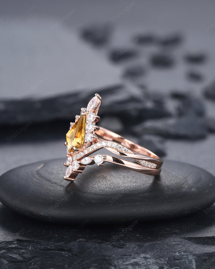 Kite Cut Citrine Ring Set, Vintage 14K Rose Gold Citrine Halo Engagement Ring Set, Citrine Bridal Set, Promise Wedding Ring Gift for Women - ShainJewelry