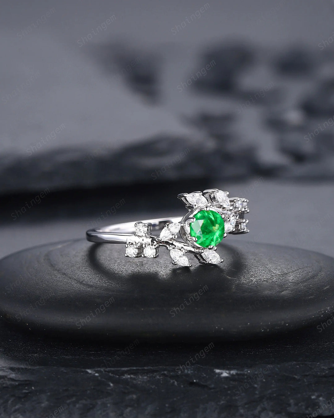 Vintage Round Natural Tsavorite Leaf Engagement Ring, 14K 18K White Gold Green Garnet Promise Ring, Unique Tsavorite Wedding Ring Gift - ShainJewelry
