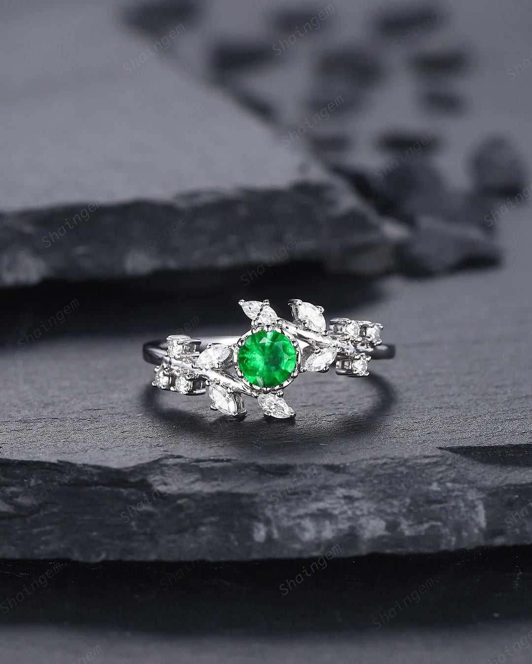 Vintage Round Natural Tsavorite Leaf Engagement Ring, 14K 18K White Gold Green Garnet Promise Ring, Unique Tsavorite Wedding Ring Gift - ShainJewelry
