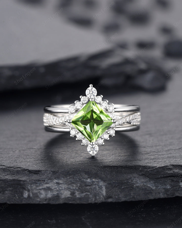 3PCS Princess Cut Peridot Engagement Ring Set, Art Deco Peridot Wedding Set, 14K 18K White Gold Promise Ring Gift Vintage Peridot Bridal Set - ShainJewelry