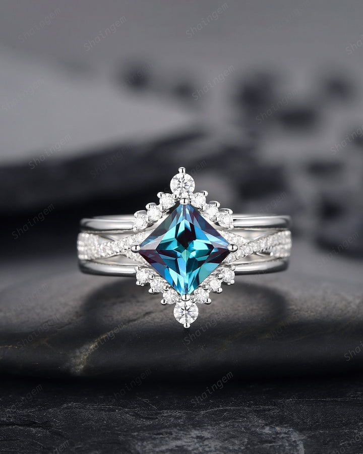 3PCS Princess Cut Alexandrite Engagement Ring Set, Art Deco Alexandrite Wedding Set, Vintage 14K 18K White Gold Promise Ring Gift Bridal Set - ShainJewelry
