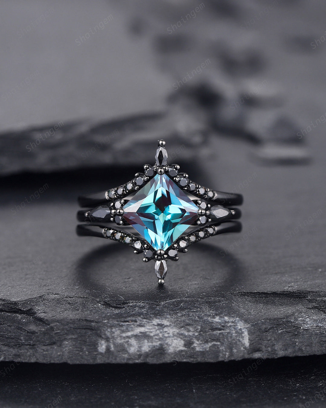 3PCS Vintage Princess Cut Alexandrite Black Engagement Ring Set, Gothic Black Rhodium Alexandrite Bridal Wedding Set, Black Promise Ring - ShainJewelry