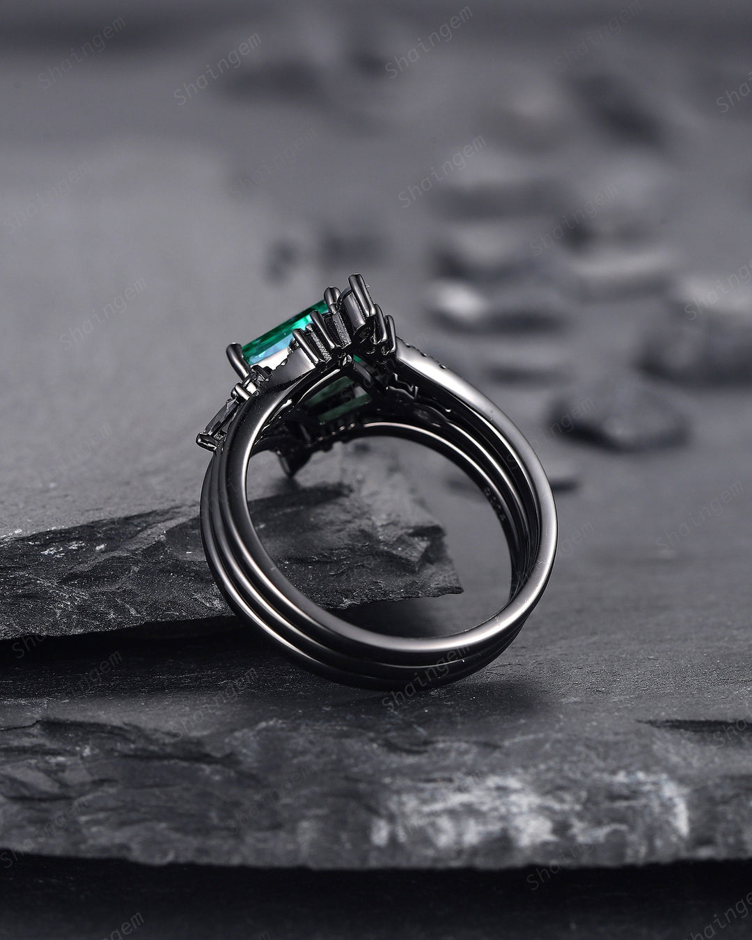 3PCS Vintage Princess Cut Emerald Black Engagement Ring Set, Gothic Black Rhodium Emerald Bridal Set, Black Promise Ring, Black Wedding Ring - ShainJewelry
