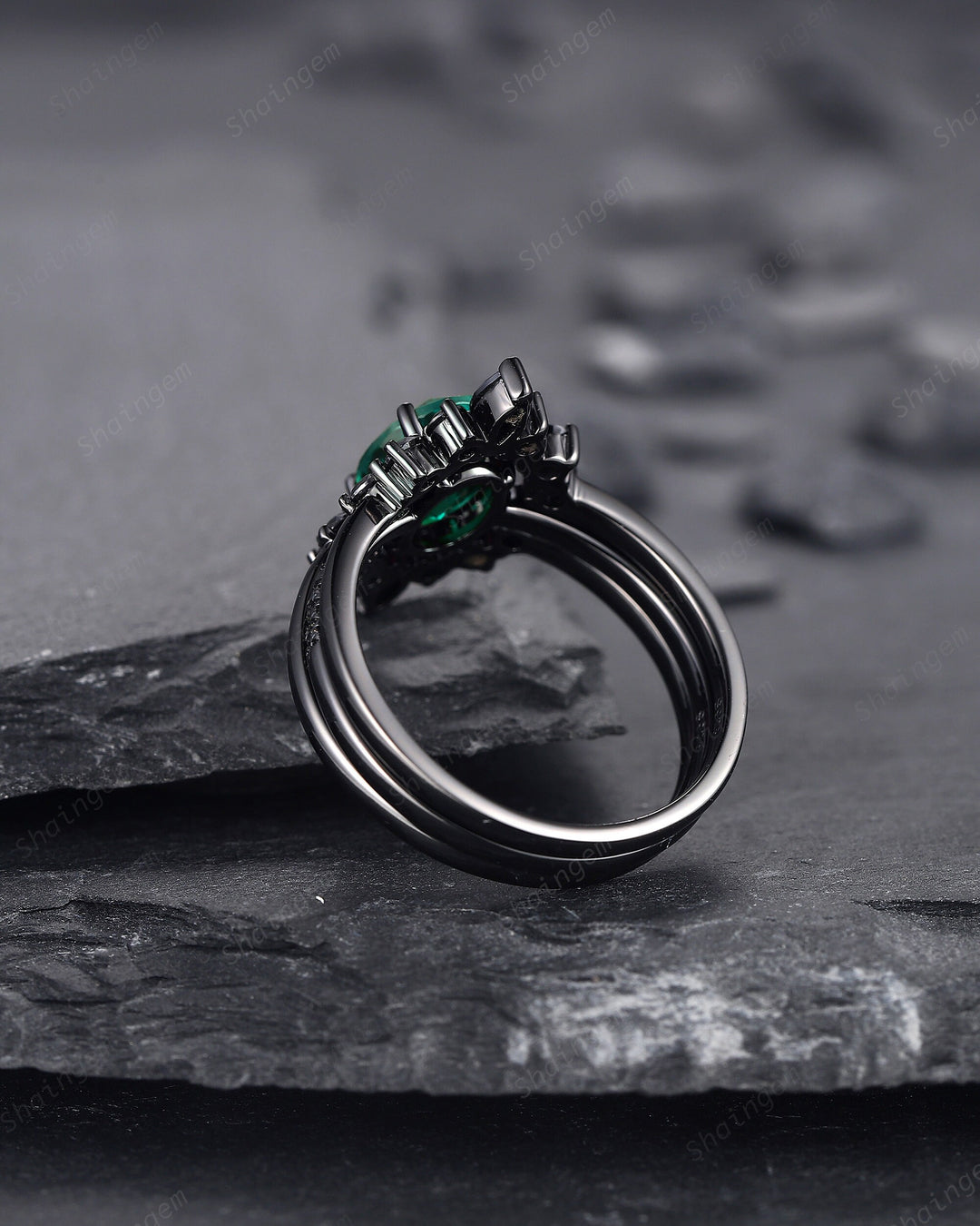 3PCS Oval Emerald Black Engagement Ring Set, Black Gold Finish Emerald Promise Ring Set, Vintage Rhodium Black Wedding Ring Gift for Her - ShainJewelry
