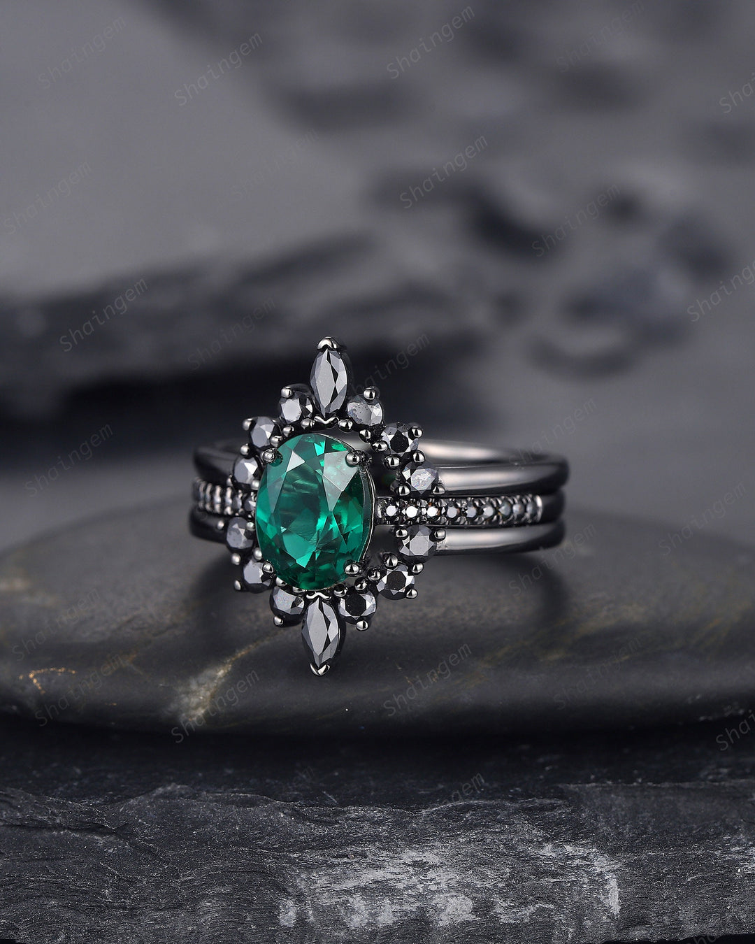3PCS Oval Emerald Black Engagement Ring Set, Black Gold Finish Emerald Promise Ring Set, Vintage Rhodium Black Wedding Ring Gift for Her - ShainJewelry