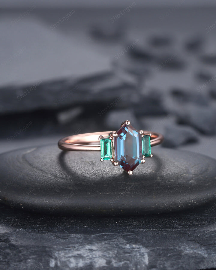 Vintage Long Hexagon Alexandrite Engagement Ring, Three Stones Wedding Ring, 14K Rose Gold Baguette Emerald Anniversary Promise Ring Gift - ShainJewelry