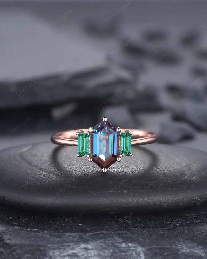 Vintage Long Hexagon Alexandrite Engagement Ring, Three Stones Wedding Ring, 14K Rose Gold Baguette Emerald Anniversary Promise Ring Gift - ShainJewelry