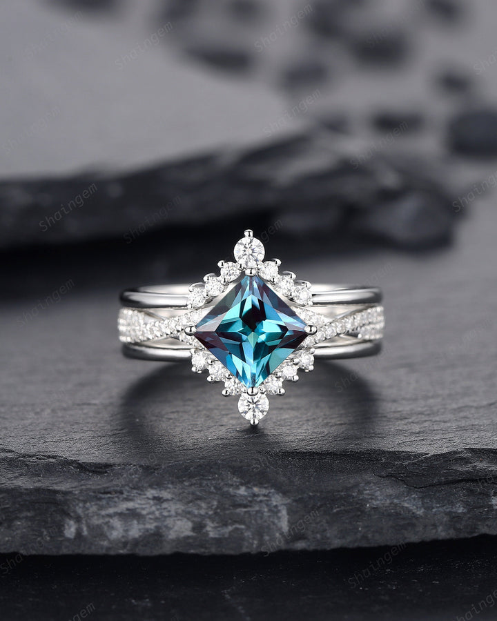 3PCS Princess Cut Alexandrite Engagement Ring Set, Art Deco Alexandrite Wedding Set, Vintage 14K 18K White Gold Promise Ring Gift Bridal Set - ShainJewelry