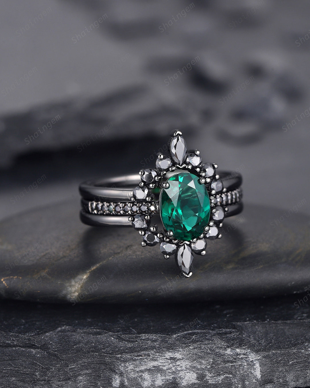 3PCS Oval Emerald Black Engagement Ring Set, Black Gold Finish Emerald Promise Ring Set, Vintage Rhodium Black Wedding Ring Gift for Her - ShainJewelry