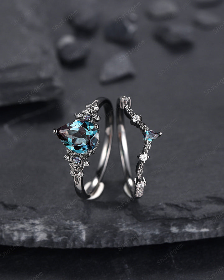 Gothic Black Gold Pear Shape Alexandrite Engagement Ring Set, Black Floral Promise Ring Set Unique Rhodium Black Witchy Ring Bridal Set Gift - ShainJewelry