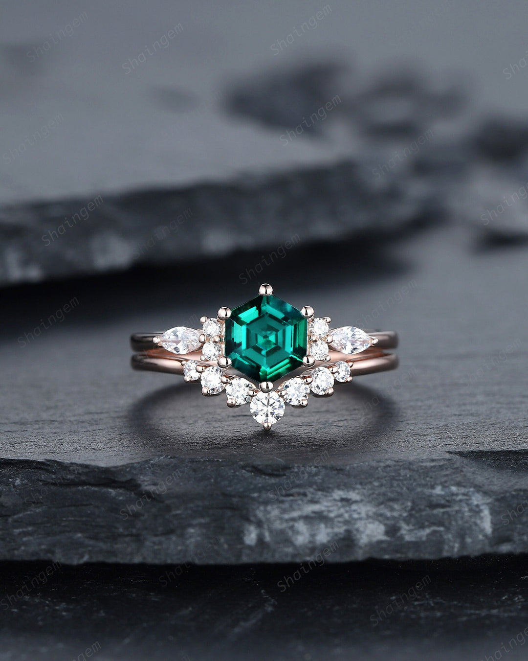 Unique Hexagon Emerald Engagement Ring Set, Vintage Green Emerald Wedding Ring, 14K Rose Gold Emerald Promise Ring, Art Deco Emerald Ring - ShainJewelry