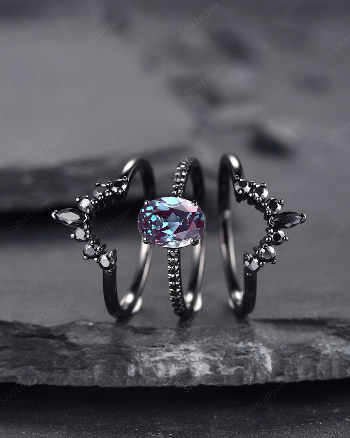 3PCS Oval Shape Alexandrite Black Engagement Ring Set, Gothic Black Gold Promise Ring, Vintage Rhodium Black Wedding Ring Gift for Women - ShainJewelry