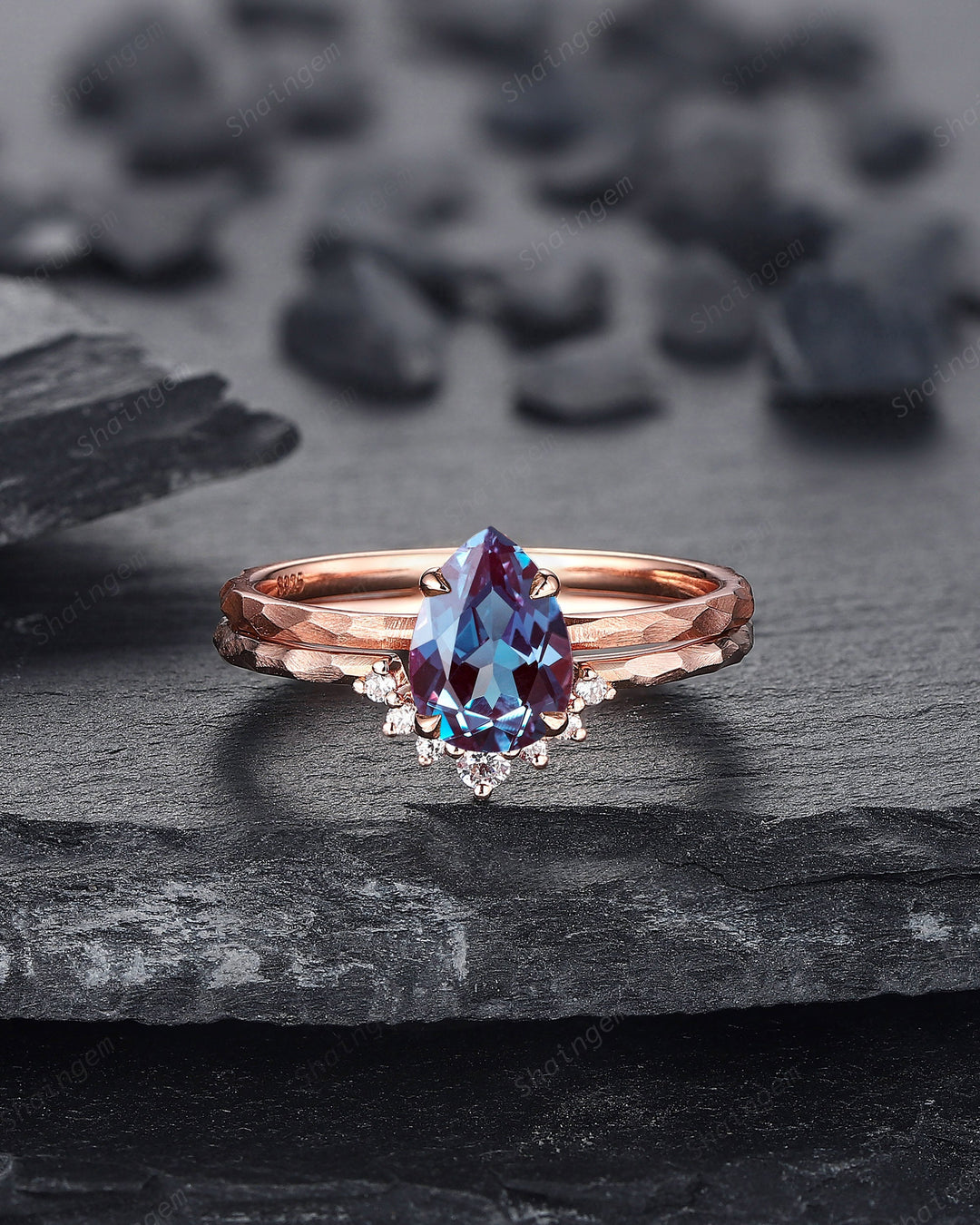 Unique Hammered Alexandrite Engagement Ring Set, Hand Forged 14K 18K Rose Gold Pear Shape Alexandrite Wedding Bridal Set Promise Ring Gift - ShainJewelry