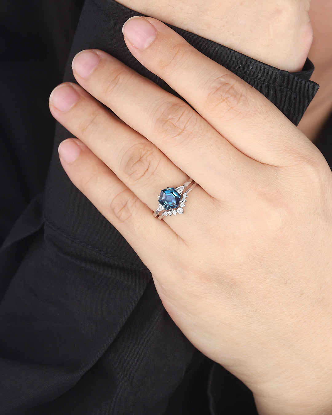 Unique Hammered Alexandrite Engagement Ring Set, Hand Forged 14K 18K White Gold Hexagon Cut Alexandrite Wedding Bridal Set Promise Ring Gift - ShainJewelry
