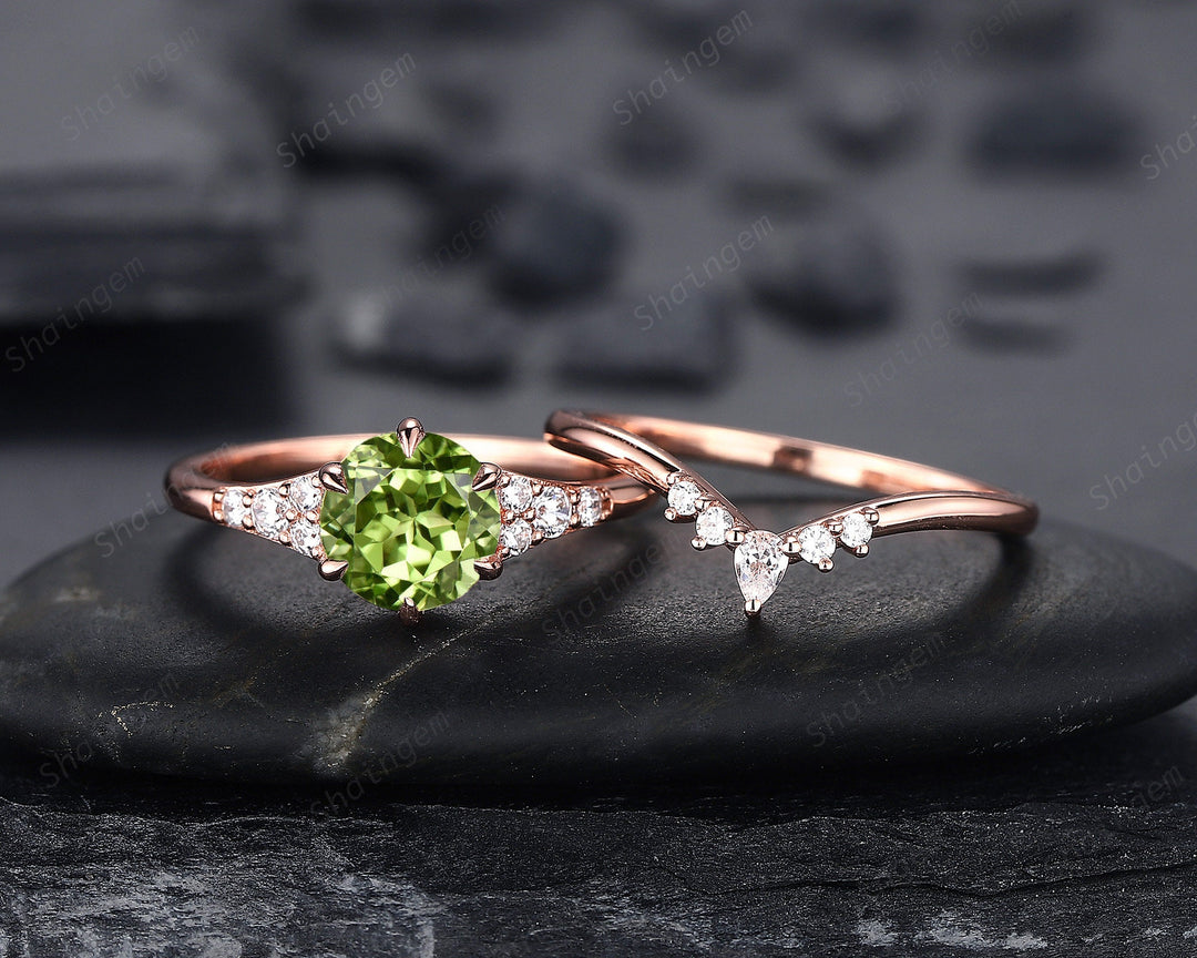Vintage Round Shape Peridot Engagement Ring Set, Unique 14k Rose Gold Peridot Promise Ring, Peridot Bridal Set Anniversary Ring Gift for her - ShainJewelry