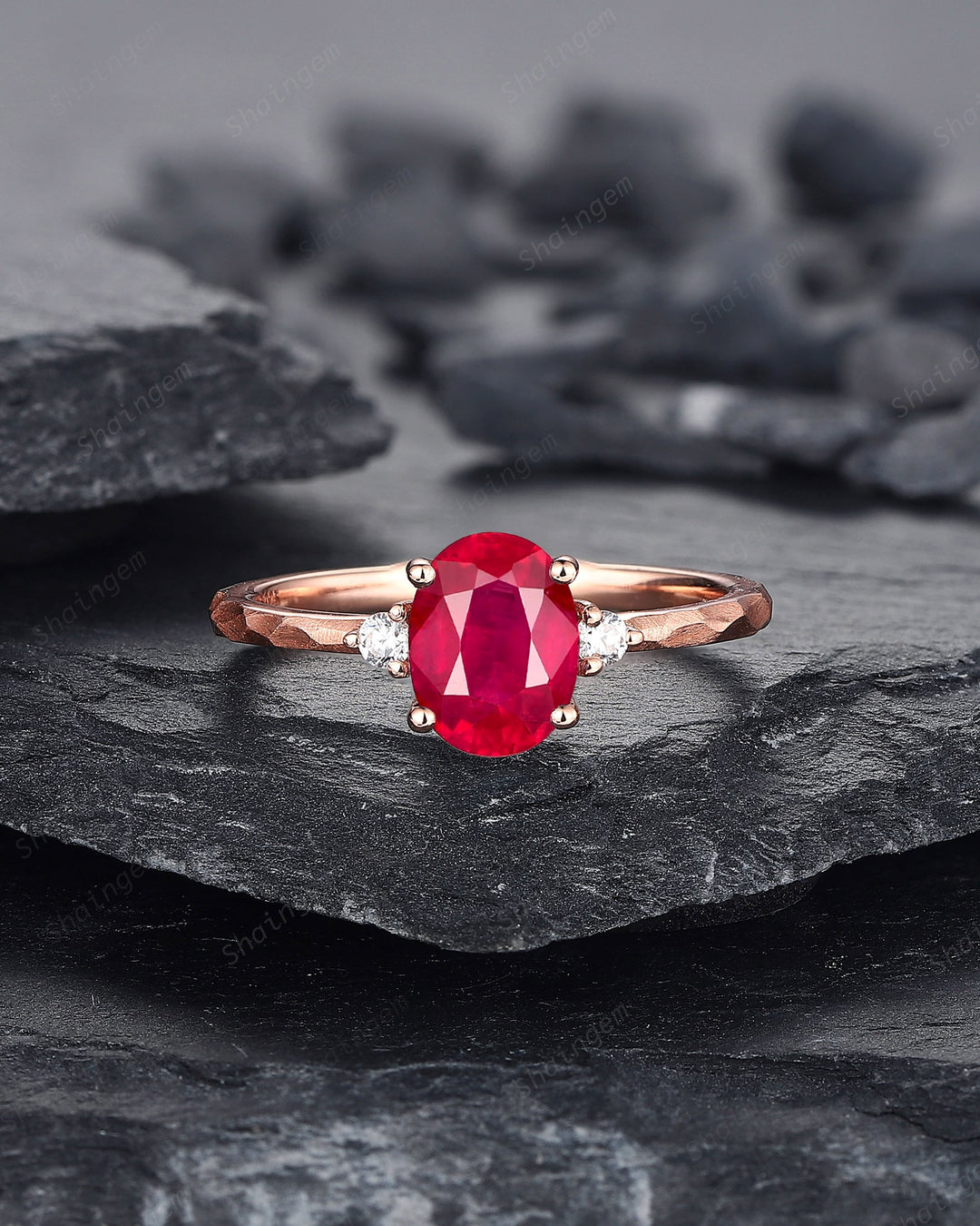 Hammered Natural African Ruby Engagement Ring Set, Hand Forged 14K 18K Rose Gold Oval Shape Ruby Wedding Bridal Set, Ruby Promise Ring Gift - ShainJewelry