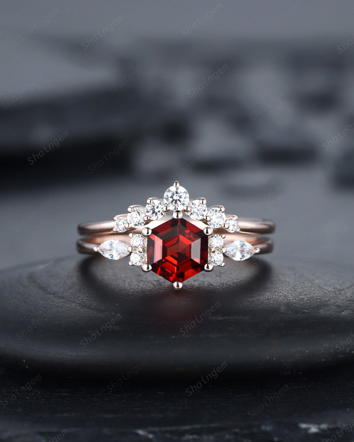 Unique Hexagon Cut Garnet Engagement Ring Set, Vintage Red Garnet Wedding Ring, 14K Rose Gold Garnet Promise Ring, Art Deco Garnet Ring - ShainJewelry