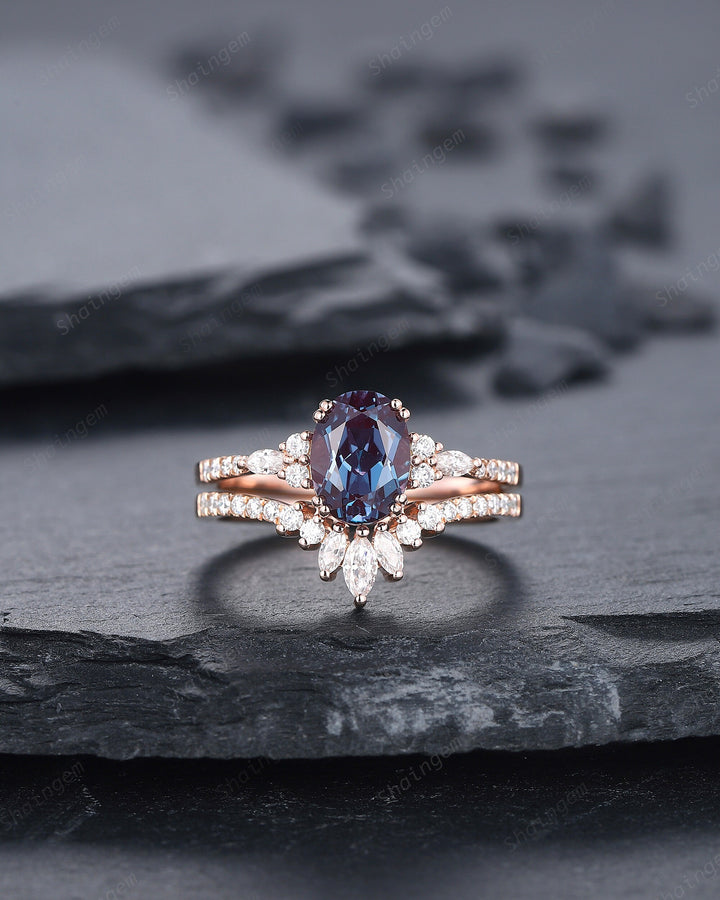 Vintage Oval Shape Alexandrite Engagement Ring Set, Unique 14K Rose Gold Alexandrite and Moissanite Wedding Set, Bridal Se Promise Ring Gift - ShainJewelry