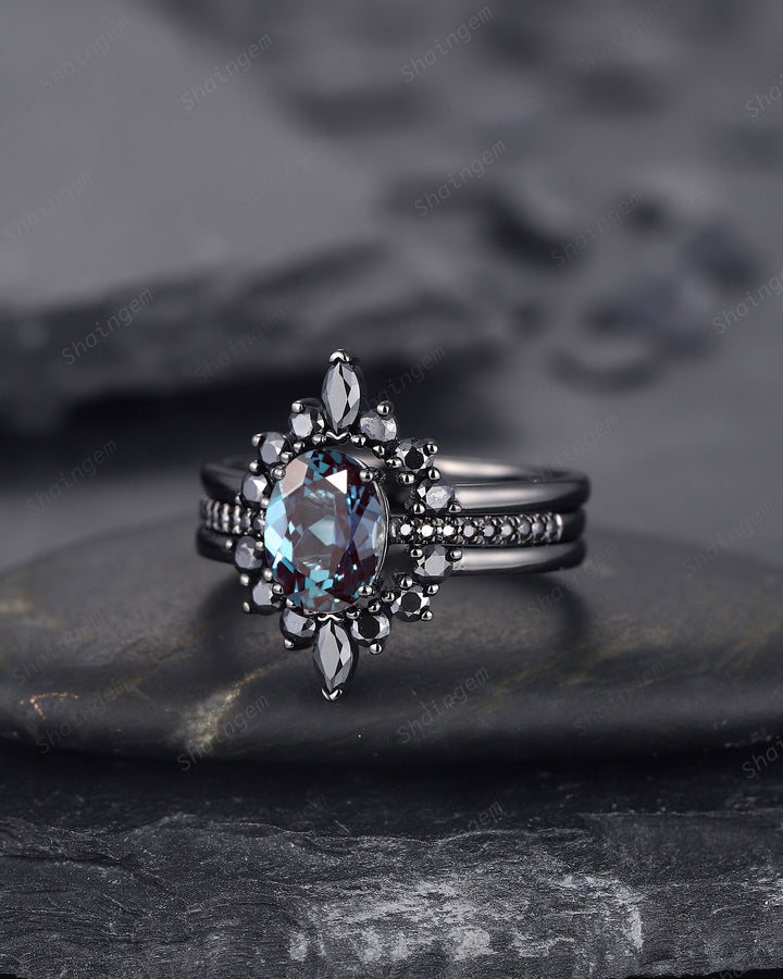 3PCS Oval Shape Alexandrite Black Engagement Ring Set, Gothic Black Gold Promise Ring, Vintage Rhodium Black Wedding Ring Gift for Women - ShainJewelry